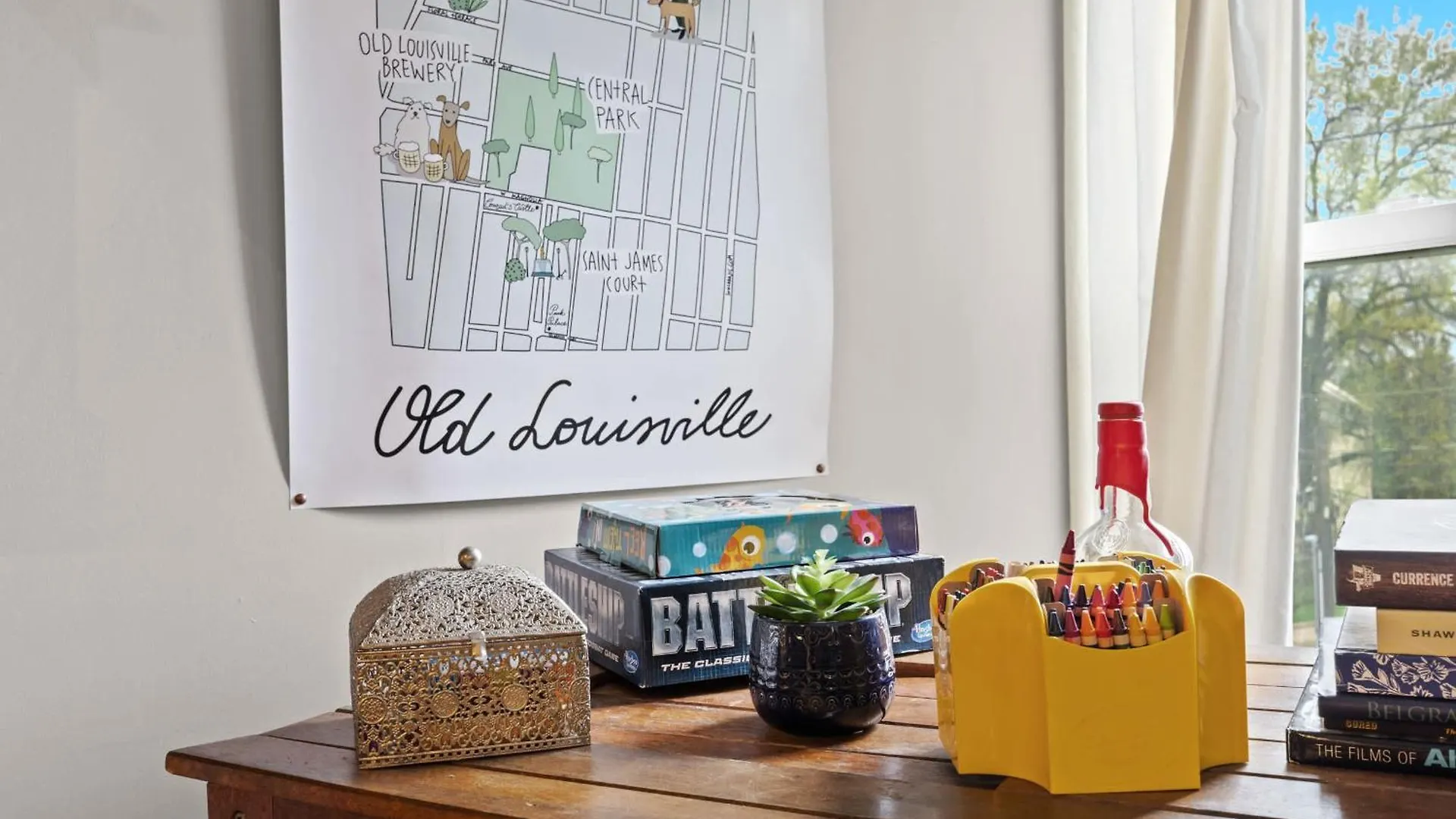 Cozy Top-Floor Retreat In The Heart Of Louisville 0*,